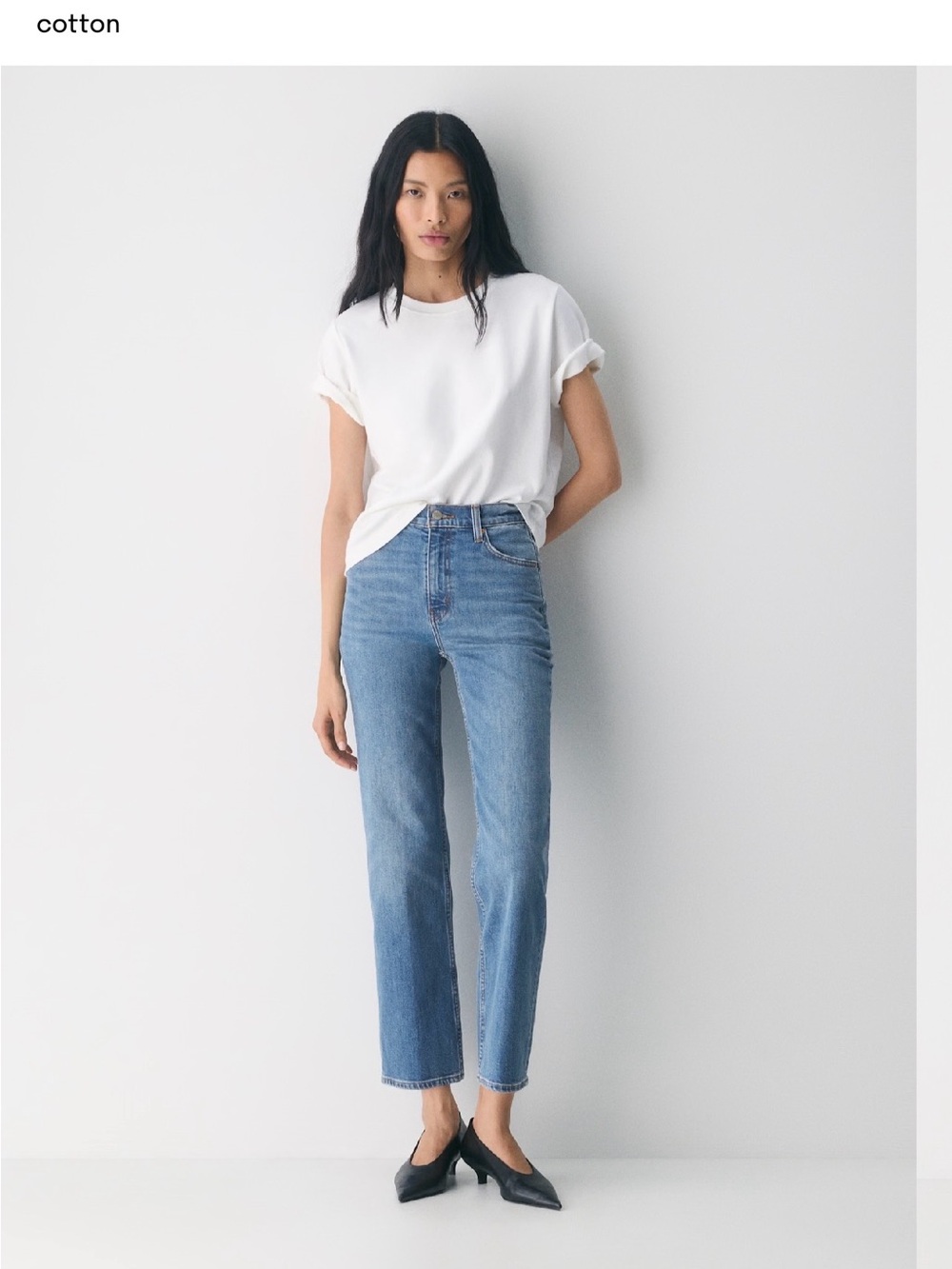 Aritzia - The Arlo Hi Rise Straight Jean 

Color: kiss n tell bleu

Size 24